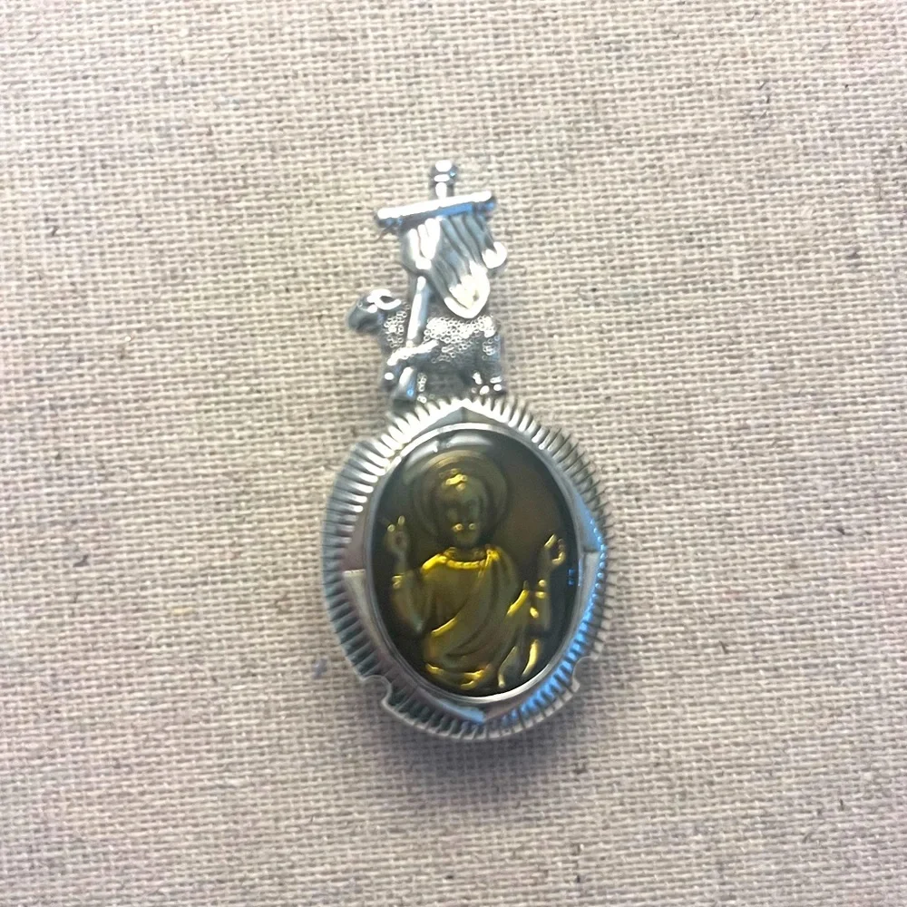 Vatican Library Collection Brooch - Picture 1 of 6